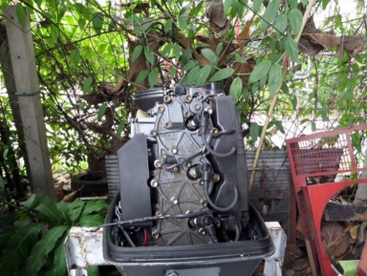 ขาย เครื่องเรือ SUZUKI 65 แรง พร้อมคอนโทรลนำเข้าจากญี่ปุ่น เครื่องเดินดี ติดง่าย ราคา 65,000