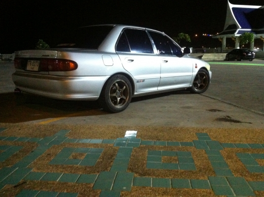 ขาย รถเก๋ง มิตซูบิชิ อีคาร์ 53,000มาเอาไปเลย