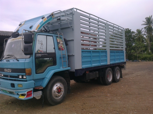 ขายรถ 10 ล้อ  กระบะเหล็กสวย ๆ ราคา 780000 บาท