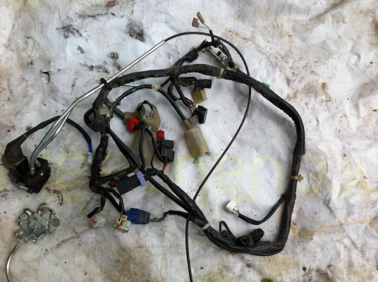 ขายอะไหล่pcx 150 หลายรายการ ตามรูปเลยครับ