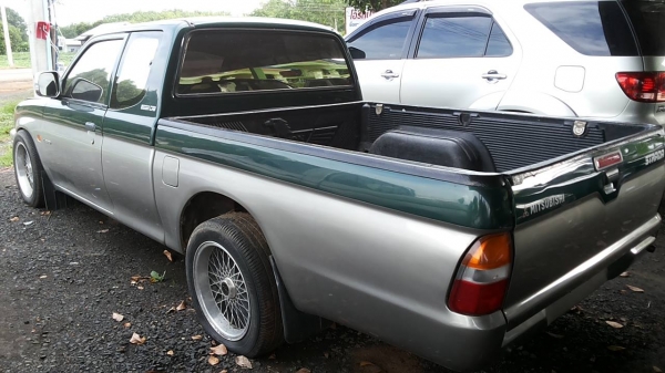 ***ขายแล้วครับขอบคุณ Truck2hand ขายกระบะแค็ปแต่งพองาม MITSU L200 STRADA MEGACAB 2.8 ปี39/96 ขุมพลัง Turbo intercooler แรงสั่งได้ เครื่องแน่นแรง ไม่เยิ้ม เกียร์เดิม ไม่หลุดไม่หอน ช่วงล่างหนึบ คัสซีสวยเดิม ไม่ปะไม่ดาม โหลดเตี้ยพองาม กระบะสวยมีพื้นปูกระบะ หน