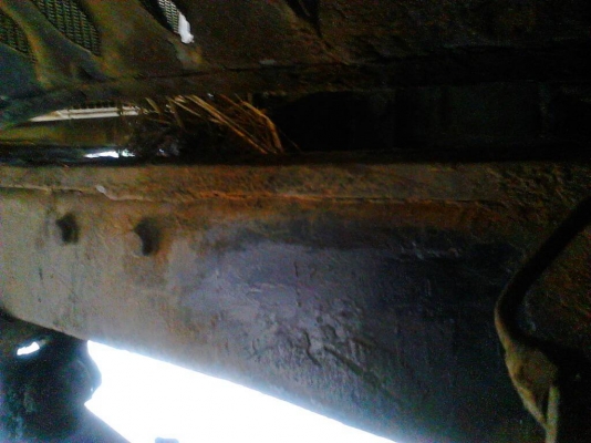 **240,000 บ.ต่อรอง**ขาย10ล้อเพลาเดียวท้ายลาดขึ้นแบคโฮ120 ISUZU TX 6BB1-145HP เครื่องเดิมเกียร์เดิม เครื่องดี แรงดี อึด ทน เกียร์ดีไม่หลุด ช่วงล่างเพลาเดียวเดิม คัสซีดี ไม่ปะไม่ดาม ซับในมีบวมบ้าง นิดหน่อย สโลวกลางครบ หางสภาพดี พื้นดีไม่ผุ เหล็กหนาแข็งแรง ห