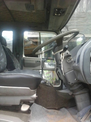 **585,000 บ.ต่อรอง**ขาย6ล้อประกอบHINO FD3HKA HO7D-195HP ปี46 เครื่อง 195แรง แห้งดีแน่นดี ไม่เยิ้ม ช่วงล่างเดิมคัสซีดี ไม่ปะไม่ดาม (เก็บงานสาดสี) กระบะพื้นไม้คอกเหล็กสภาพดี พื้นดีข้างดีไม่ผุ คอกเหล็กแข็งแรง ยาว5.50ม. หัวเก๋งดี ไม่ผุ ภายในคอนโซลครบ พ.พาวเวอ **585,000 บ.ต่อรอง**ขาย6ล้อประกอบHINO FD3HKA HO7D-195HP ปี46 เครื่อง 195แรง แห้งดีแน่นดี ไม่เยิ้ม ช่วงล่างเดิมคัสซีดี ไม่ปะไม่ดาม (เก็บงานสาดสี) กระบะพื้นไม้คอกเหล็กสภาพดี พื้นดีข้างดีไม่ผุ คอกเหล็กแข็งแรง ยาว5.50ม. หัวเก๋งดี ไม่ผุ ภายในคอนโซลครบ พ.พาวเวอ