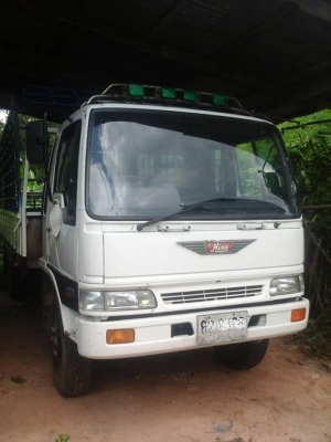 **585,000 บ.ต่อรอง**ขาย6ล้อประกอบHINO FD3HKA HO7D-195HP ปี46 เครื่อง 195แรง แห้งดีแน่นดี ไม่เยิ้ม ช่วงล่างเดิมคัสซีดี ไม่ปะไม่ดาม (เก็บงานสาดสี) กระบะพื้นไม้คอกเหล็กสภาพดี พื้นดีข้างดีไม่ผุ คอกเหล็กแข็งแรง ยาว5.50ม. หัวเก๋งดี ไม่ผุ ภายในคอนโซลครบ พ.พาวเวอ **585,000 บ.ต่อรอง**ขาย6ล้อประกอบHINO FD3HKA HO7D-195HP ปี46 เครื่อง 195แรง แห้งดีแน่นดี ไม่เยิ้ม ช่วงล่างเดิมคัสซีดี ไม่ปะไม่ดาม (เก็บงานสาดสี) กระบะพื้นไม้คอกเหล็กสภาพดี พื้นดีข้างดีไม่ผุ คอกเหล็กแข็งแรง ยาว5.50ม. หัวเก๋งดี ไม่ผุ ภายในคอนโซลครบ พ.พาวเวอ