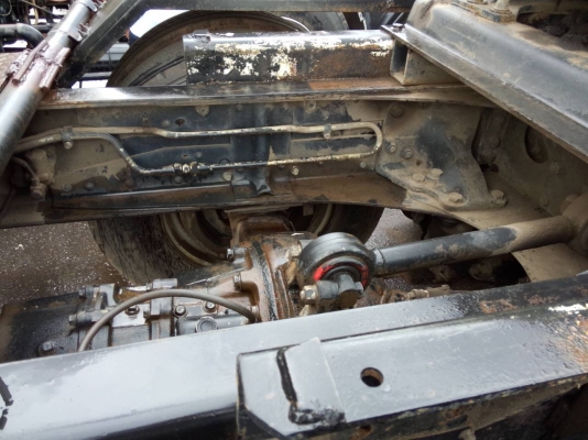 รถจอด วันที่ 19/08/57 ขายอีกแล้วครับ หัวลาก ไอ้หลง M6 ปี48 ติดแก๊ส สวยๆๆครับ จำนวน 5 คันพร้อมใช้เอกสารพร้อมโอนครับ