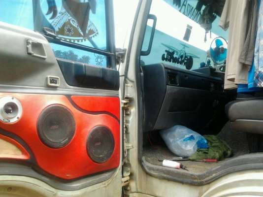 มาใหม่ครับ พันธ์ผสม แบบแรงๆๆสวยๆๆ คัสซี ISUZU เครื่อง 6D16 พร้อมช่วงล่าง มิตซู หัว HINO ยาง 900