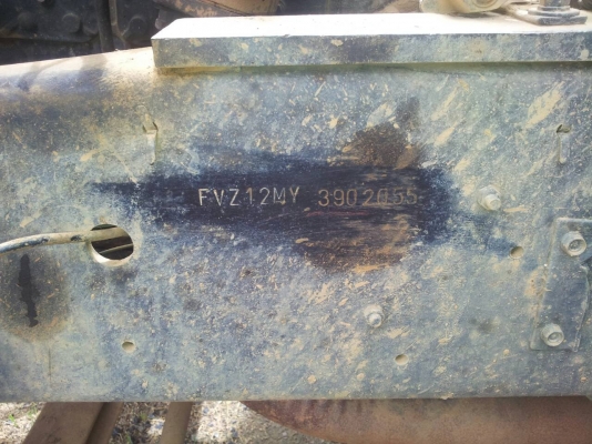 ขายล็อกเล็ก175 2 เพลาเดิมๆรถสวยยางเต็ม ราคา 760000 ติดต่อ 0897070053มงคล