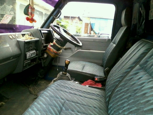 หกล้อnpr110ประกอบพวงมาลัยพาวเวอร์Fหลังพร้อมใช้