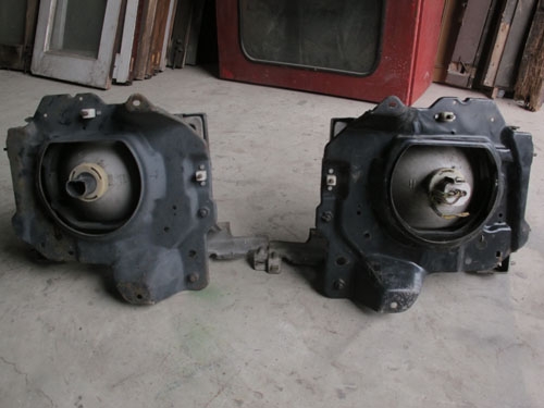 ขายโคมไฟหน้าอีซูซุ ทรูปเปอร์ของแท้จากญี่ปุ่น มีหลายคู่ครับ