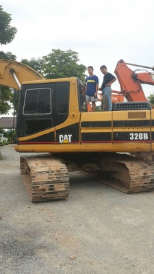 รถแบคโฮ CAT 320 B รถสวยเนี๊ยบ ใช้งานดี มีทะเบียน ปรับราคาใหม่เป็น 1,300,000 บาท.