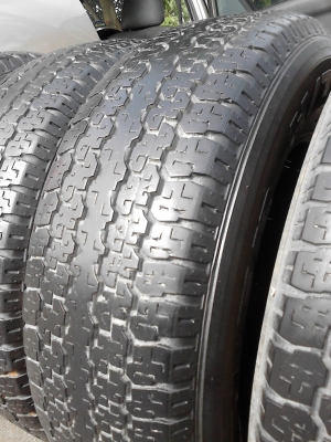 245/70R16 BRIDGE STONE DUELER H/T 689 มี ชุด 4  เส้น  โทร.081-427-3941