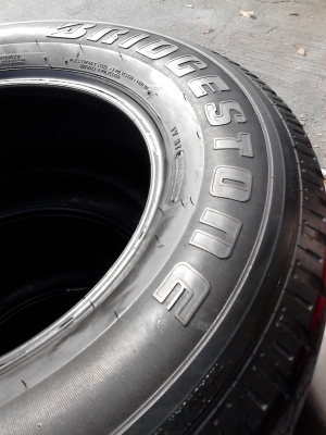 245/70R16 BRIDGE STONE DUELER H/T 689 มี ชุด 4  เส้น  โทร.081-427-3941