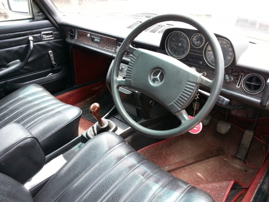 ขาย benz/8(w115) ขาย benz/8(w115)