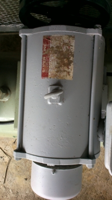 ปั้มลม Hitachi 5 HP ไฟ 220 โวลท์