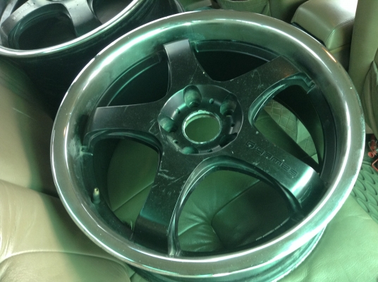 แม็ก G games ขอบ 18 ขอบเลส 5 รู 114 มีคู่เดียว