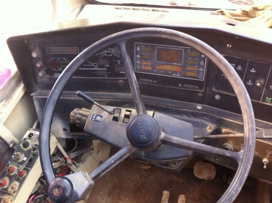 ขายรถเครน 25 ตัน 4ล้อใหญ่ ยี่ห้อ KATO KR-25H-III เอกสารเล่มทะเบียน ขายรถเครน 25 ตัน 4ล้อใหญ่ ยี่ห้อ KATO KR-25H-III เอกสารเล่มทะเบียน