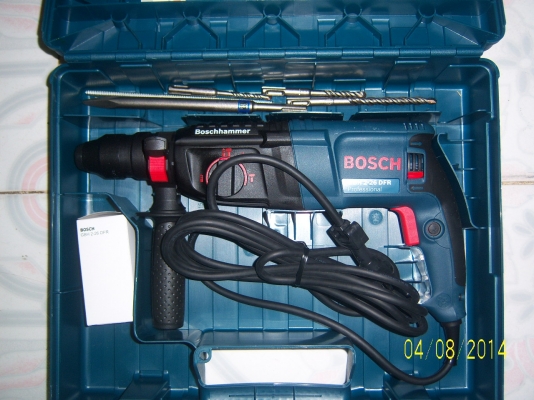 สว่าน โรตารี่ Bosch 2-26 800W ของใหม่อุปกรณ์ครบยกกล่องครับ สว่าน โรตารี่ Bosch 2-26 800W ของใหม่อุปกรณ์ครบยกกล่องครับ