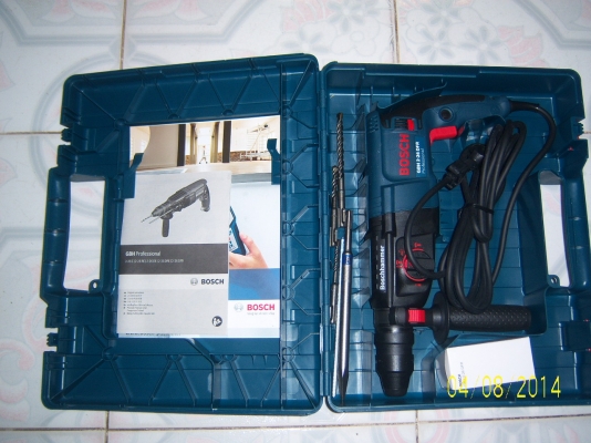 สว่าน โรตารี่ Bosch 2-26 800W ของใหม่อุปกรณ์ครบยกกล่องครับ สว่าน โรตารี่ Bosch 2-26 800W ของใหม่อุปกรณ์ครบยกกล่องครับ