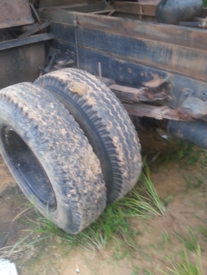 ขาย Isuzu Rock 6bg1 175 เกียร์Ho คลัตช์ลม เฟืองท้าย Rock ทิฟฟิี่ พาวเวอร์ แอร์เย็น ยาง825/20 กระบะดั้ม360 m.6 ตัน ยางหน้าใหม่