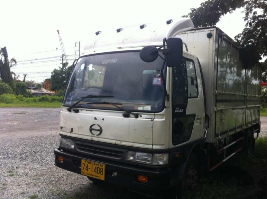 ต้องการขายรถฮีโน่ปี40รถตู้ประตูข้างเครื่องดีคัชซีสวยสภาพพร้อมใช้งานเลยติดต่อด่วน