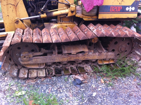 ขายรถแทคเตอร์ D2OP-6 ขายตามสภาพ ขายรถแทคเตอร์ D2OP-6 ขายตามสภาพ