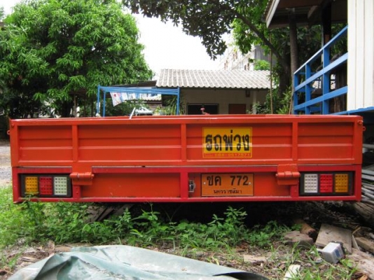 รถพ่วงสำหรับปิคอัพลาก พร้อมทะเบียน กว้างภายใน รวมซุ้มล้อ 2.50 ม. ยาว 3.5 ม.