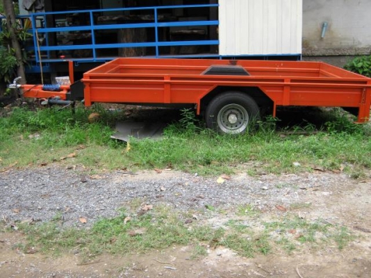 รถพ่วงสำหรับปิคอัพลาก พร้อมทะเบียน กว้างภายใน รวมซุ้มล้อ 2.50 ม. ยาว 3.5 ม.