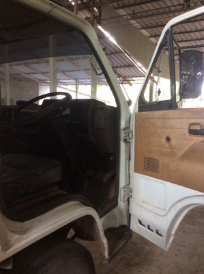 ขาย ISUZU 6ล้อติดเครน ห้างแท้ กะบะ4.3ม. ยาว5ม. เครน3ตัน พวงมาลัยพาว์เวอร์ ยางดี ครัทซีสวย ขาย 600,000 บาท