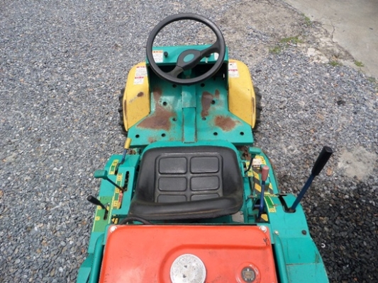 รถตัดหญ้าแบบนั่งขับ KUBOTA