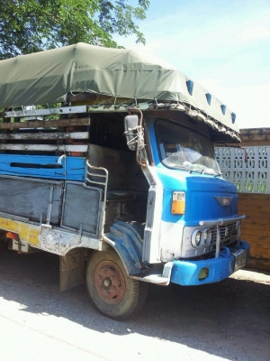 ขาย Hino KM กับ หกล้อเล้ก