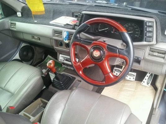 Isuzu มังกร สวยมาก สภาพเยี่ยม Isuzu มังกร สวยมาก สภาพเยี่ยม