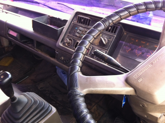 ขายรถหัวลาก UD 290 CW430 เทอร์โบ 2 เพลา ขายตามสภาพ