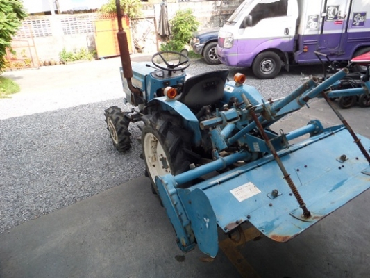 รถไถตีดินนั่งขับ MITSUBISHI D1600FD  16 แรง ขับ 4 นำเข้าจากญี่ปุ่น