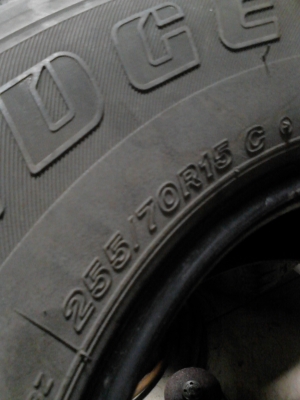 255/70R15 BRIDGE STONE DUELER H/T 840  มี 3 เส้น  TEL.081-427-3941