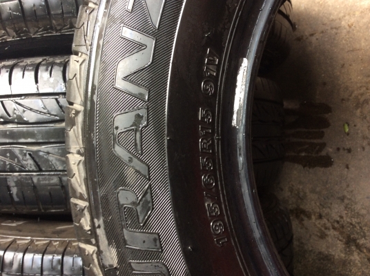 Bridgestone turanza 195-65-15 ปี13 ดอกเตม ถูกๆครับ