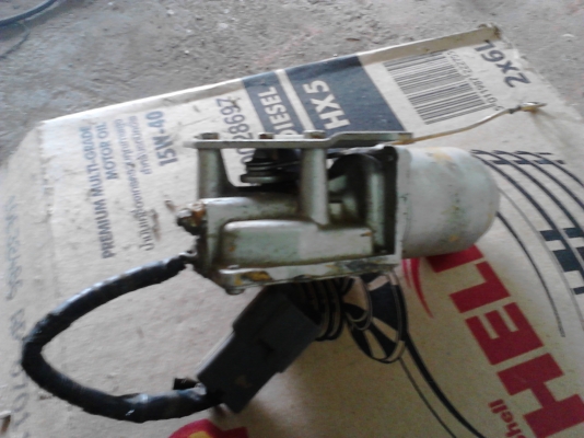 มอร์เตอร์ ดึงดับ Komatsu Pc40,45