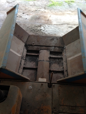 รถปูยาง Nigata NFB6C-625DM6  6 meter paving (crawler type) สนใจโทร. 080-6565422 (หนิง)