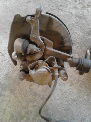 ดุมล้อหน้า ดิสเบรค ปั้มเบรค โตโยต้า 1คู่ ซ้ายขวา น๊อต5 ดุมล้อหน้า ดิสเบรค ปั้มเบรค โตโยต้า 1คู่ ซ้ายขวา น๊อต5