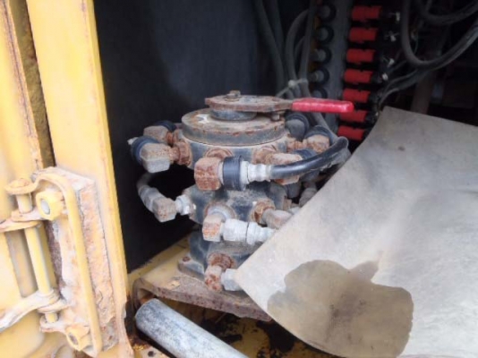 Komatsu PC120-6EO สต็อกเราที่ญี่ปุ่นค่ะ สนใจโทร. 080-6565422 (หนิง)