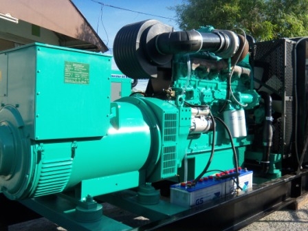เครื่องปั่นไฟ 275 KVA.CUMMINSรับประกัน 12 เดือน(mad in USA)