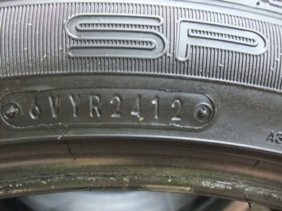 ยาง Dunlop 245/40/19 ปี 12