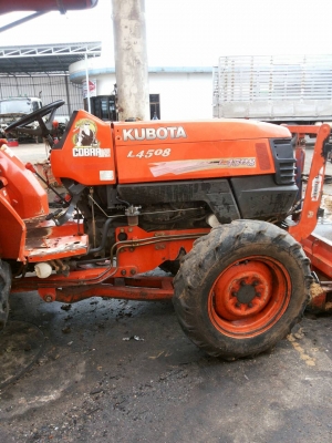 ขายรถแทรกเตอร์คูโบต้า รุ่น L4508 พร้อมทะเบียน