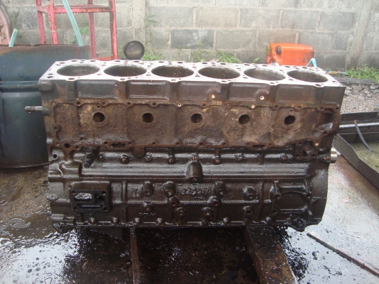 เสื้อสูบ 6 BD 1 165 เเรงพร้อมข้อเหวี่ยง  7500