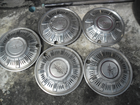 BMW e30  พวงมาลัย 500 บ  สวยๆ