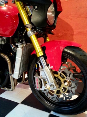 T&amp;T BIKE RAMA2ขายHONDA CB1300 ปี99 แต่งเต็มๆทั้งคันคับ งามแท้ มีทะเบียน กทม.เล่มเขียวครบ ราคา 97500