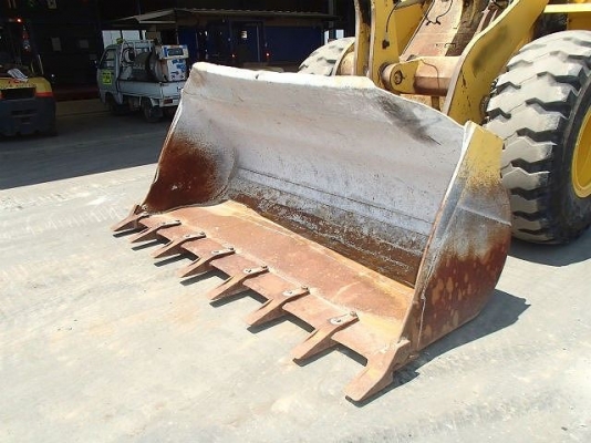 WA300-1-30553 รถตักKOMATSU ถึงไทยเร็วๆนี้ครับ WA300-1-30553 รถตักKOMATSU ถึงไทยเร็วๆนี้ครับ