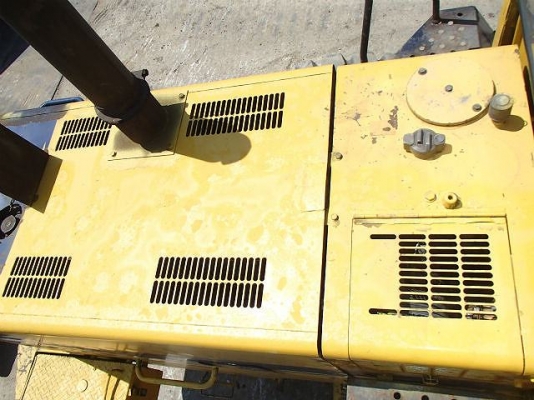 WA300-1-30553 รถตักKOMATSU ถึงไทยเร็วๆนี้ครับ WA300-1-30553 รถตักKOMATSU ถึงไทยเร็วๆนี้ครับ