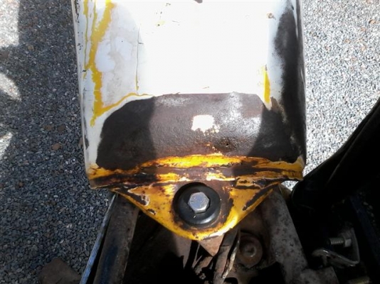 ขาย DT100 มีเล่มไม่ได้ตามชุดโอนรถจอดต้องเอาไปเช็คเองโครงดีไม่ผุ ขาย 8500 บาท