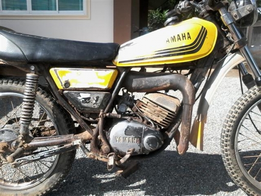 ขาย DT100 มีเล่มไม่ได้ตามชุดโอนรถจอดต้องเอาไปเช็คเองโครงดีไม่ผุ ขาย 8500 บาท