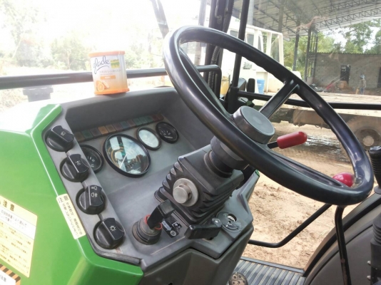 รถไถจอร์นเดียร์ 2 เพลา 4 สูบ  100 แรง 370,000.-